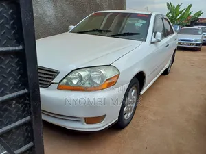Toyota Mark II 2002 White
