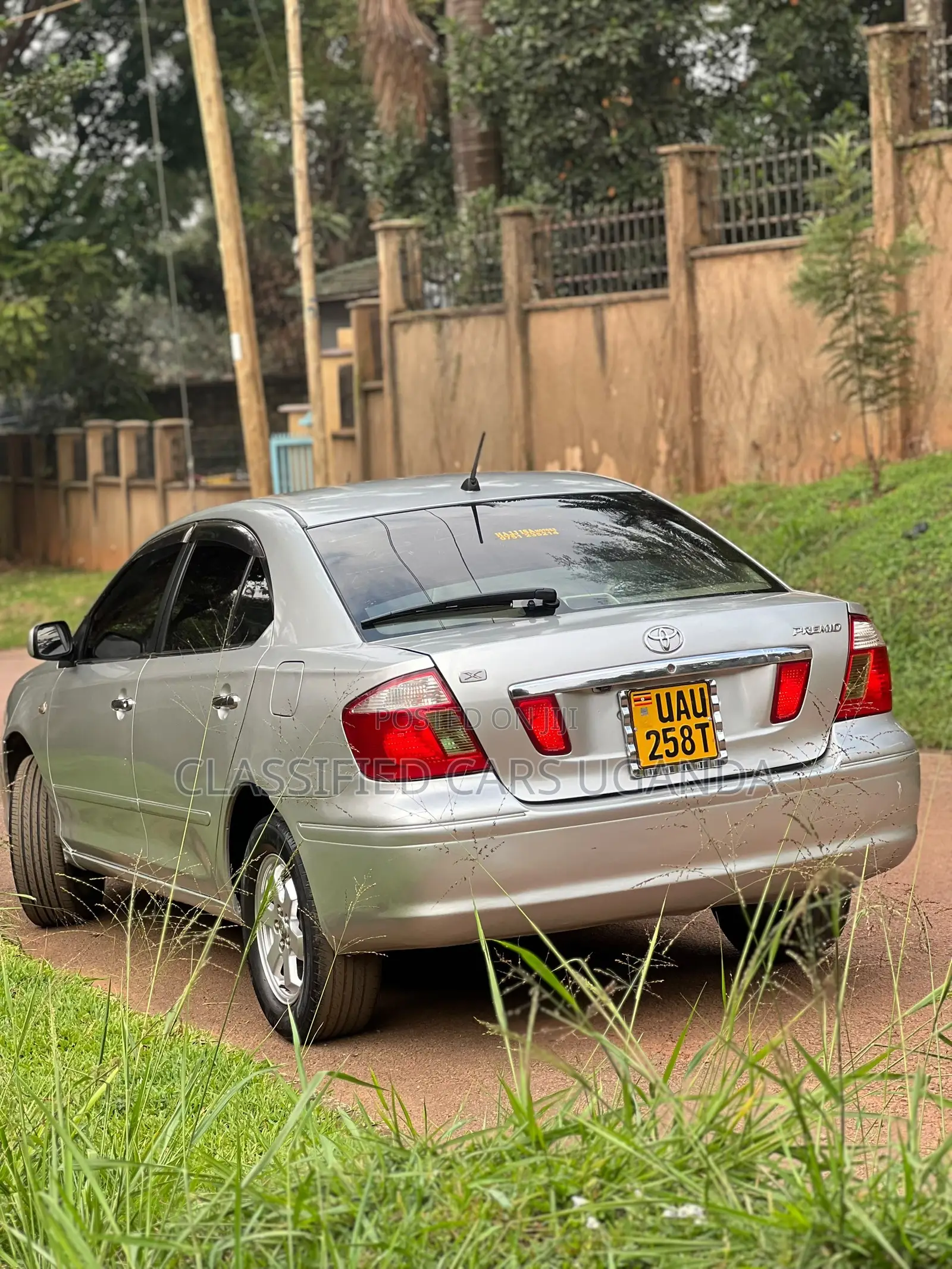 Toyota Premio 2006 Silver