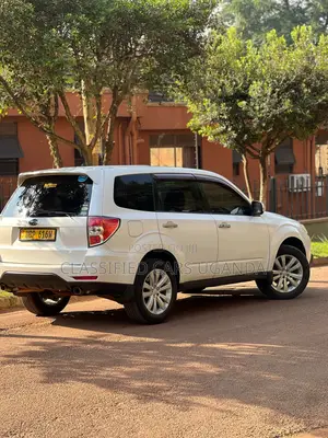 Subaru Forester 2011 White