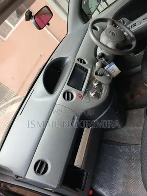 Toyota Sienta 1.5 AWD 2010 Gray