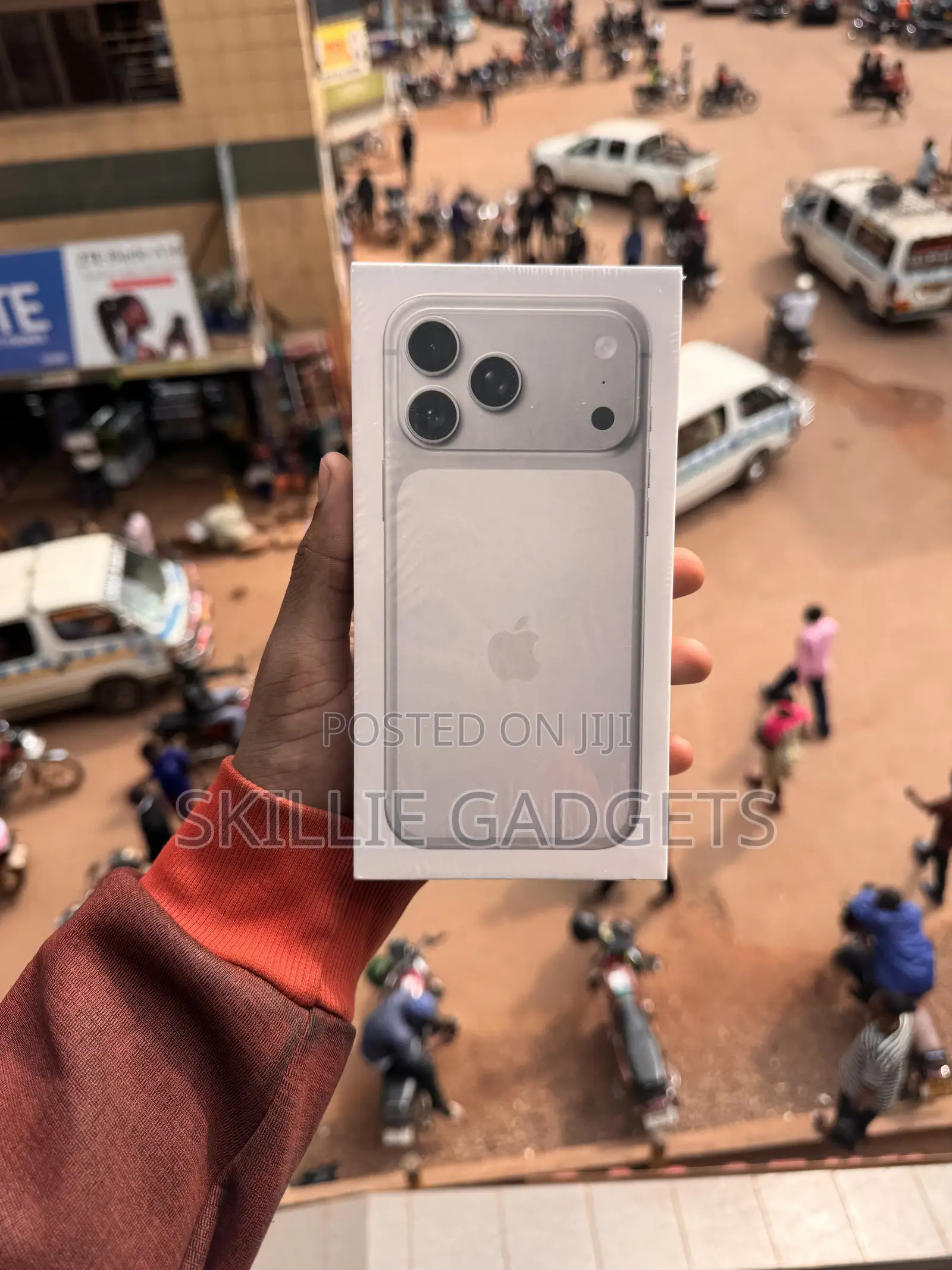 New Apple iPhone 17 Pro Max 256 GB Silver
