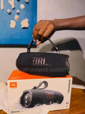 JBL Charge 6