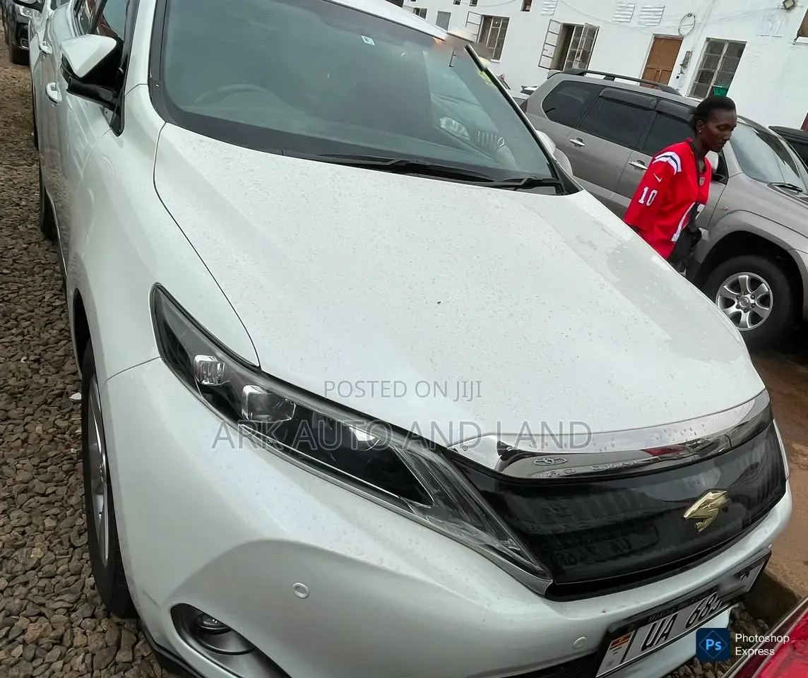 Toyota Harrier 2016 White