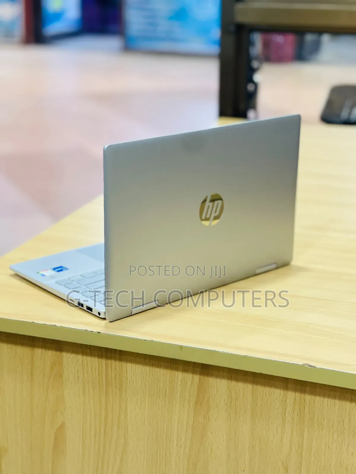 New Laptop HP Pavilion 14 x360 2-in-1 8GB Intel Core i5 SSD 512GB