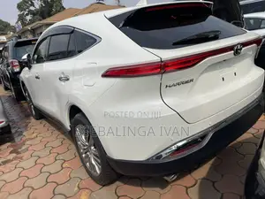 Toyota Harrier 2021 White
