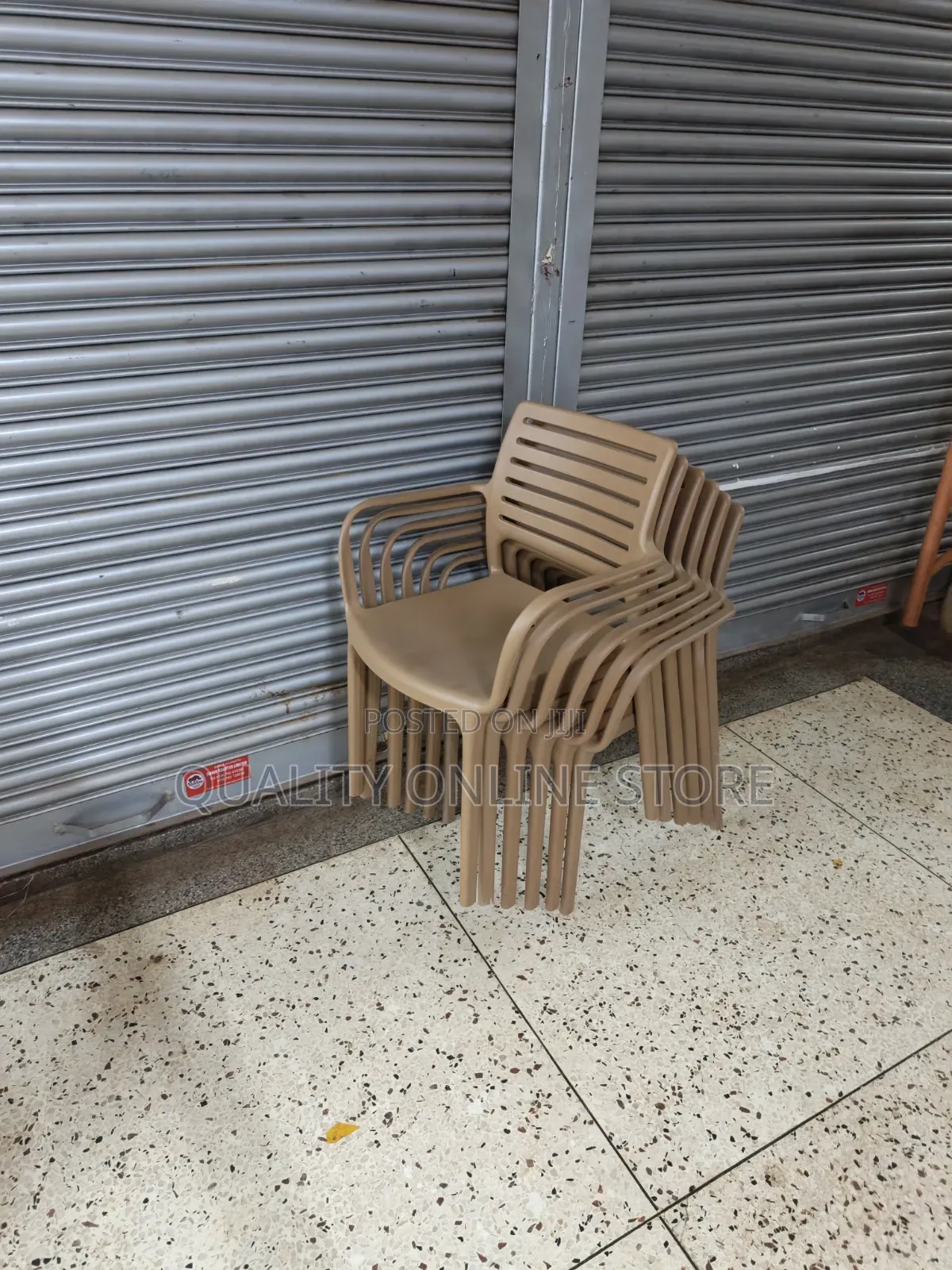 Eco_Floor Plastic Chairs Plastic Chairs