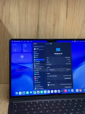 Laptop Apple MacBook Air 2025 M4 32GB Apple M4 SSD 1T