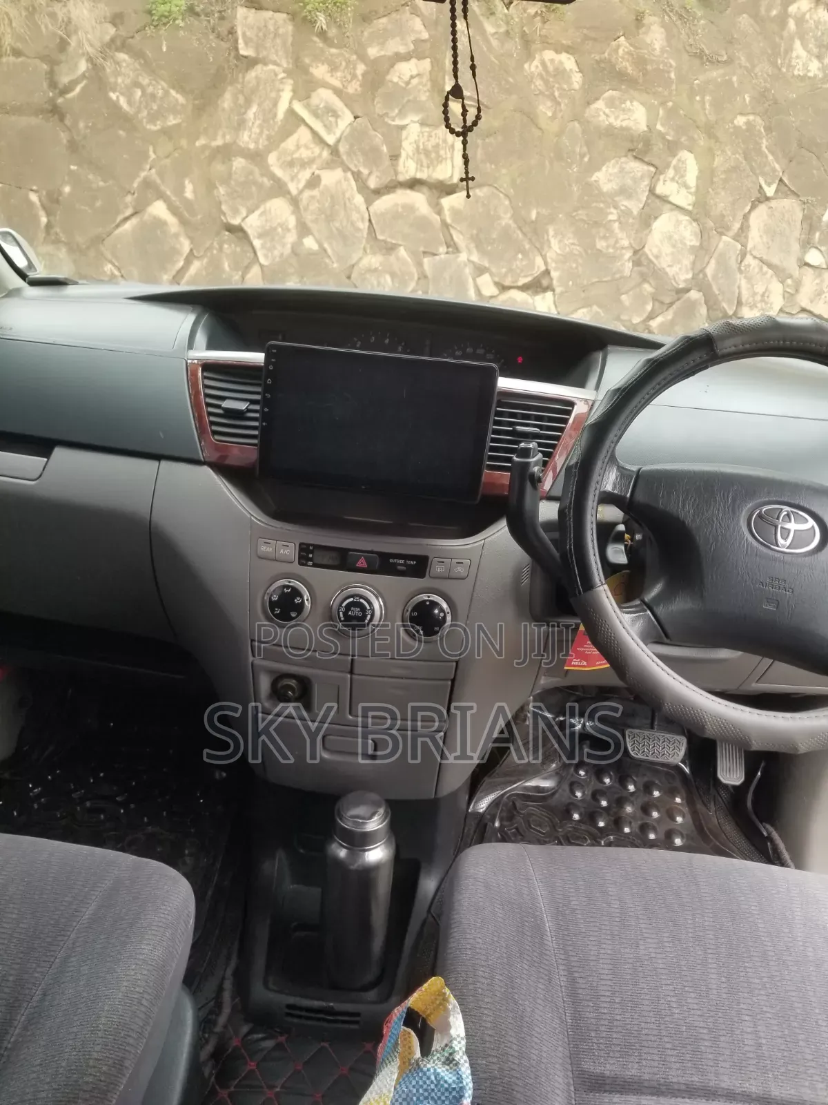 Toyota Noah 2002 Silver