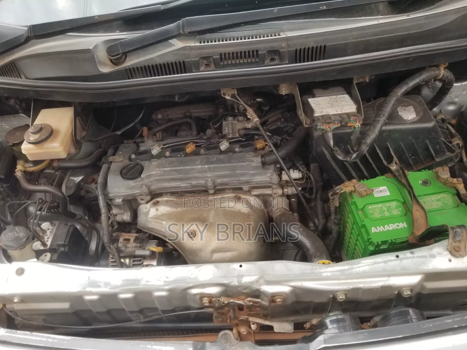 Toyota Noah 2002 Silver