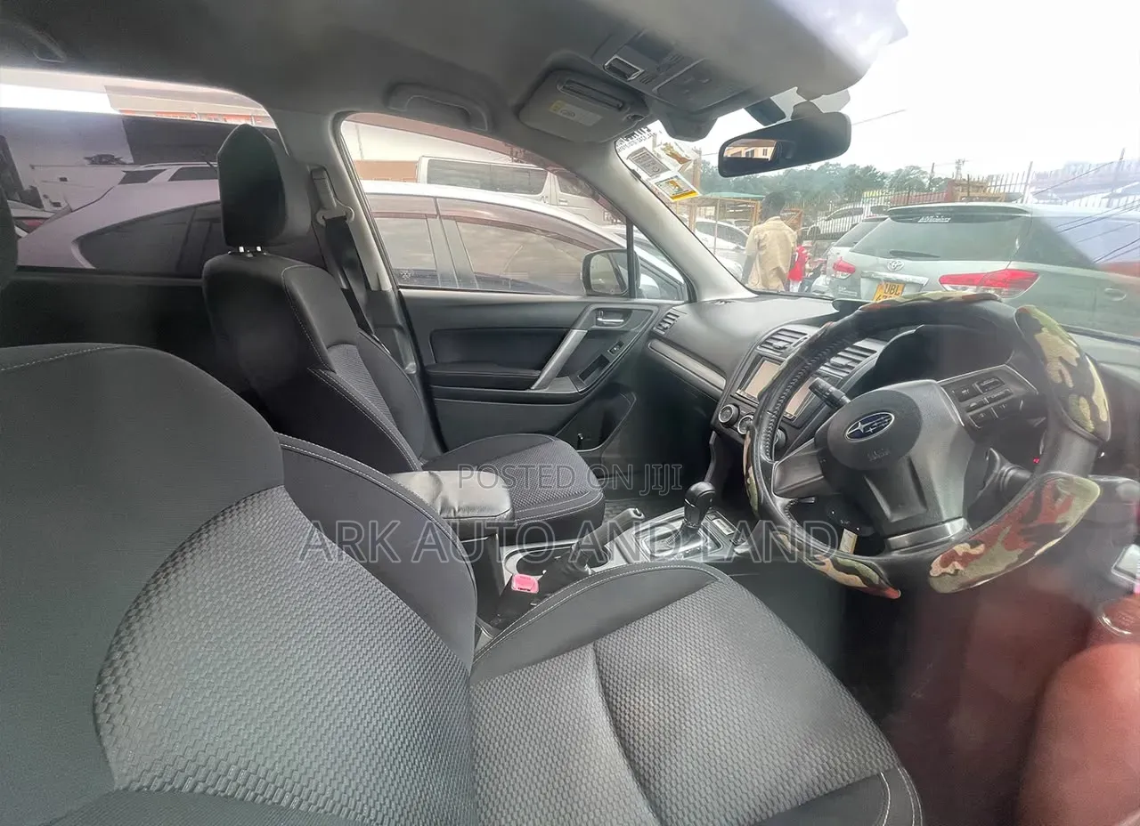 Subaru Forester 2014 Black