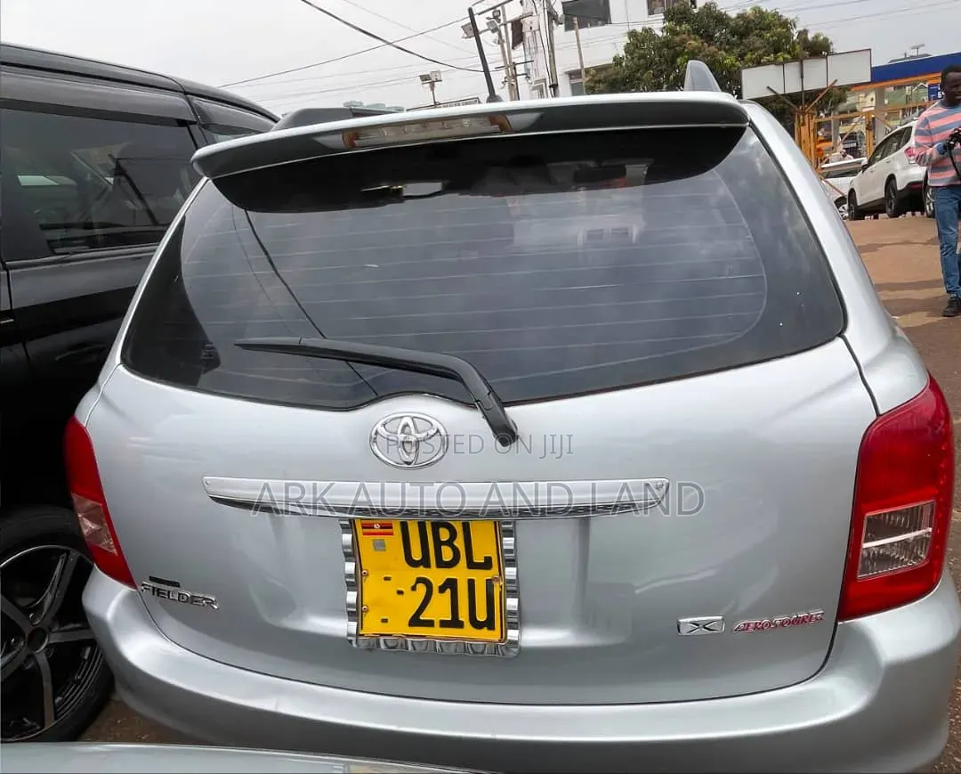 Toyota Corolla Fielder 2008 Silver