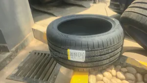 275/40r20 106y Barnd New Japan Made Dunlop Tyres