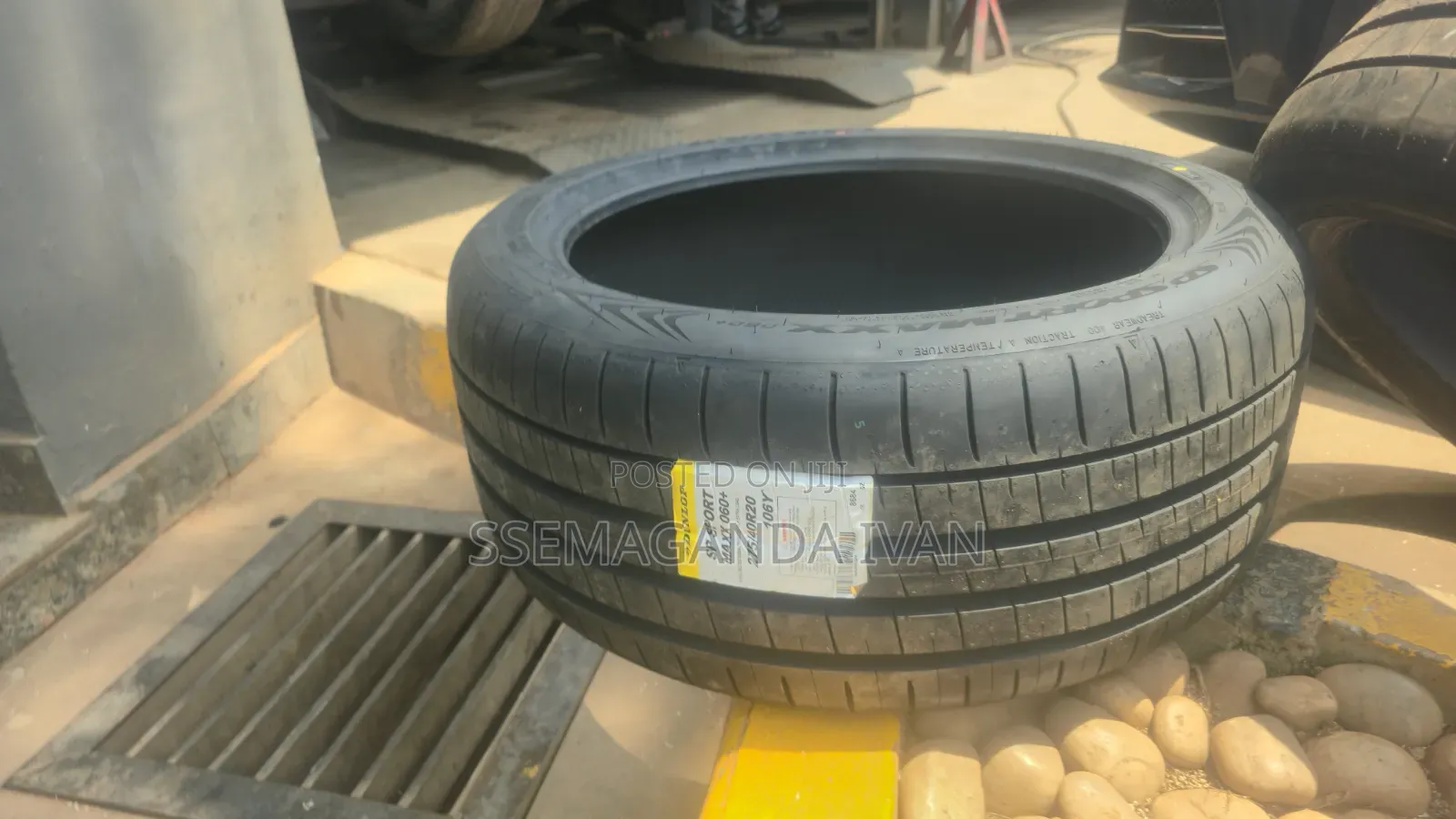 275/40r20 106y Barnd New Japan Made Dunlop Tyres