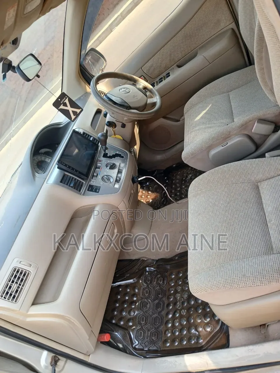 Toyota Raum 2005 Gold