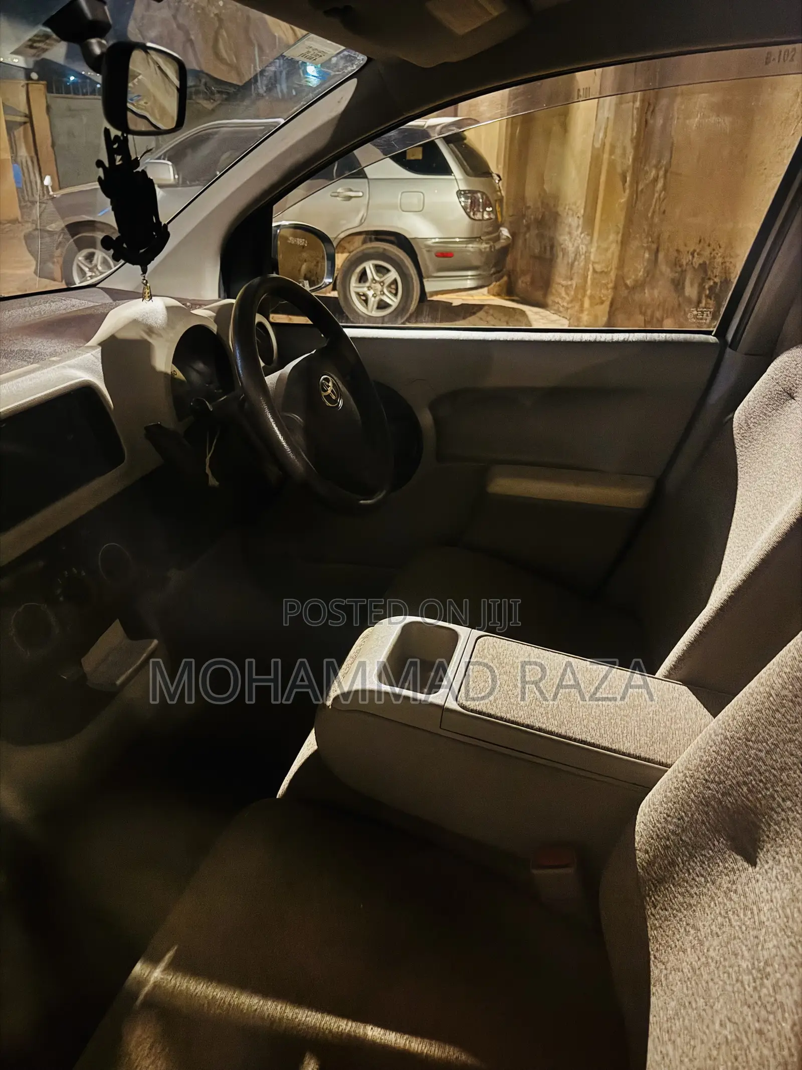 Toyota Passo 2011 Off white