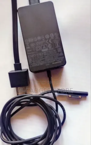 Microsoft Surface Model 1800 Charger for a Wide Range of Devices. 44W