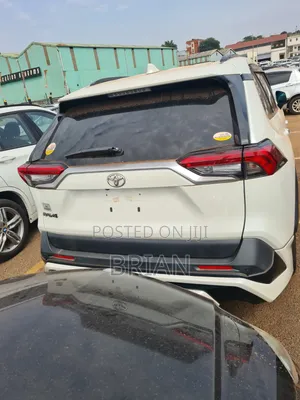 Toyota RAV4 2020 White