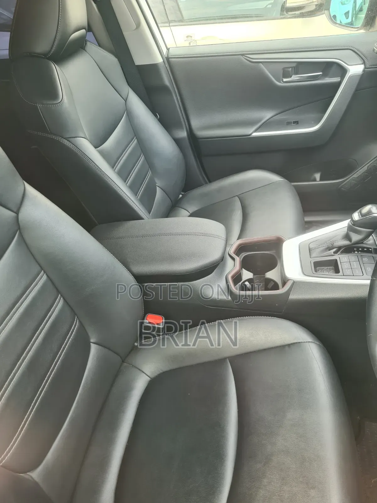 Toyota RAV4 2020 White