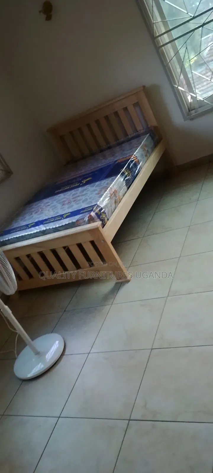 Bed 4x6 Hard Wood