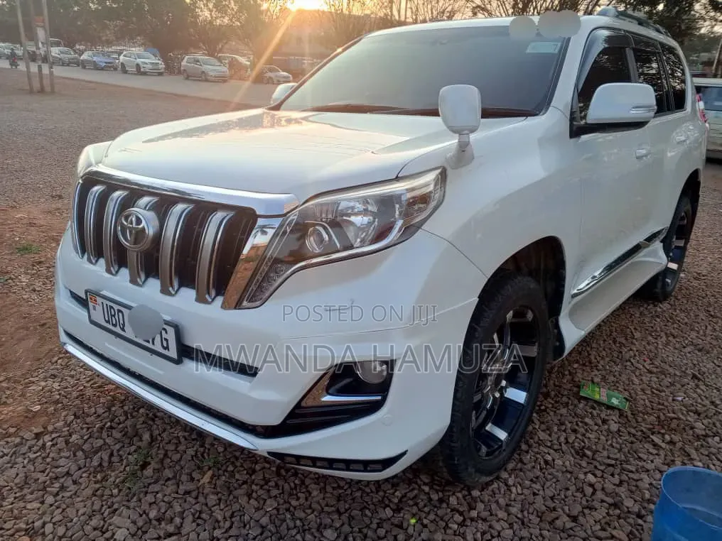 Toyota Land Cruiser Prado 2016 White
