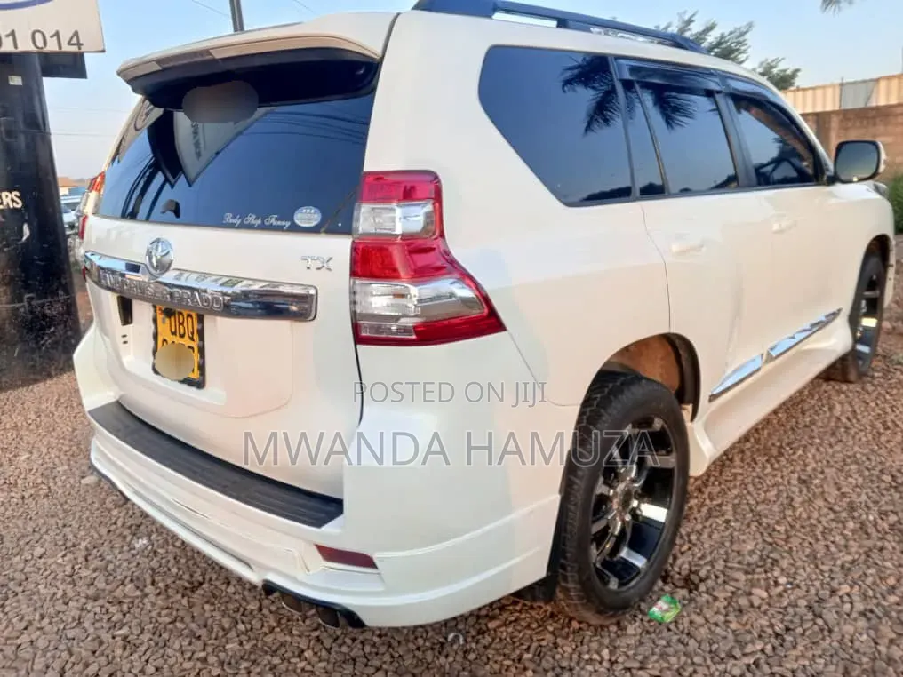 Toyota Land Cruiser Prado 2016 White
