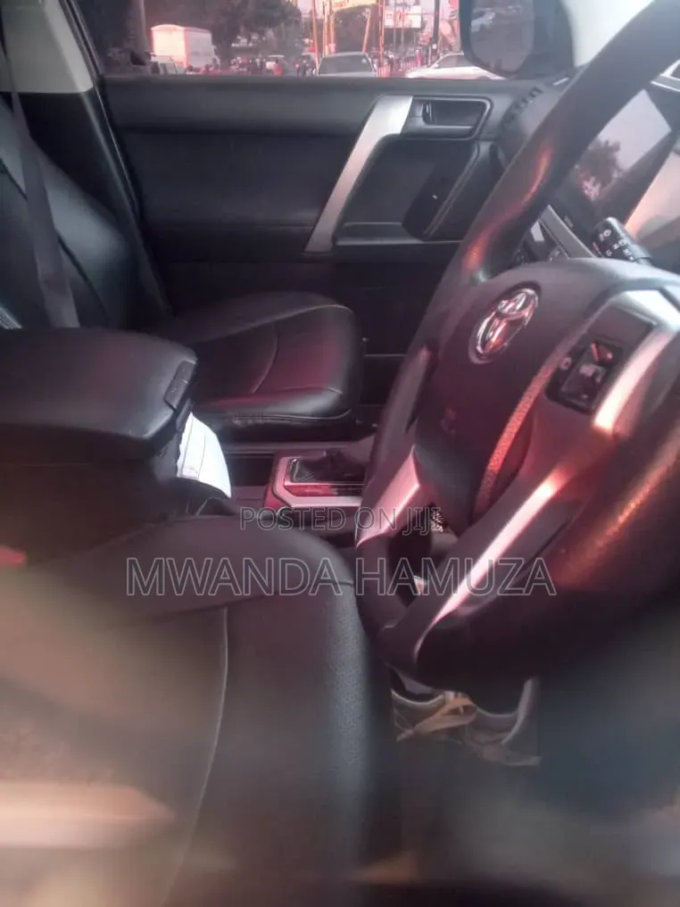 Toyota Land Cruiser Prado 2016 White