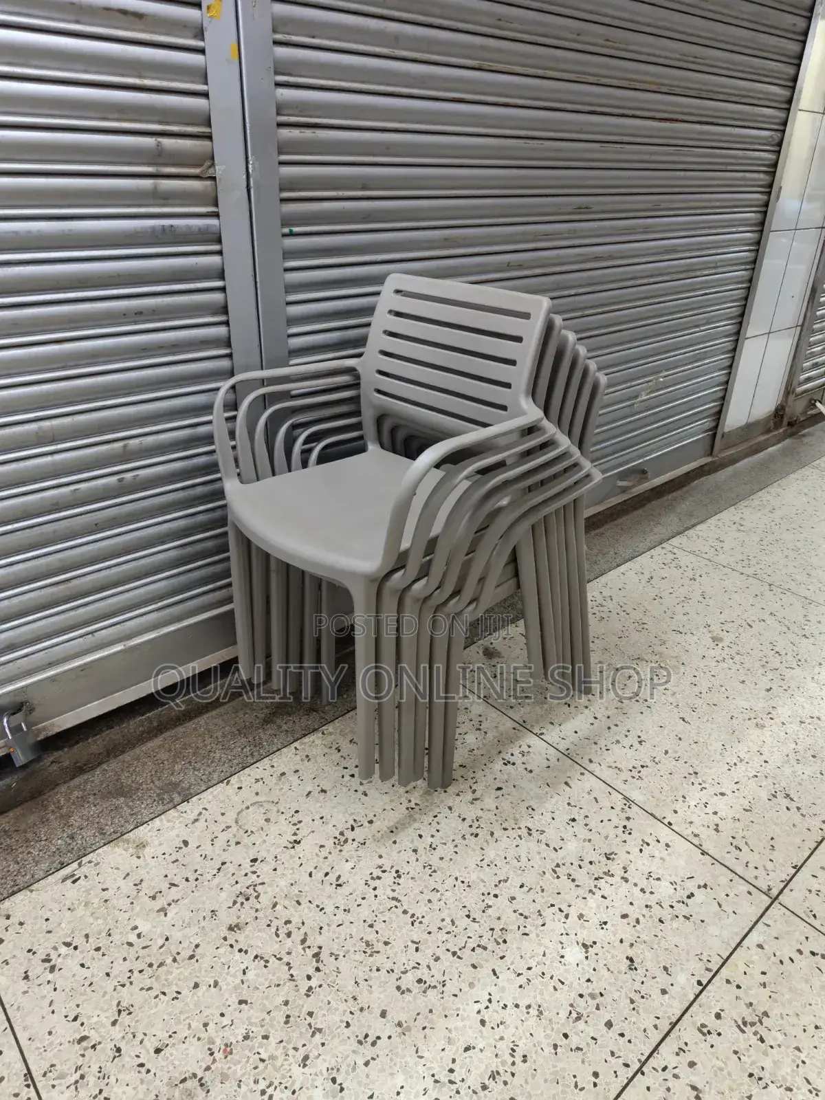 Ergonomic VIP Plastic Chairs Plastic Chairs