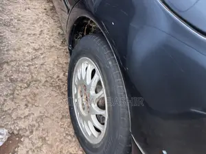 Toyota Progress 2004 Black