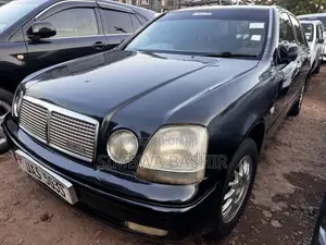Toyota Progress 2004 Black