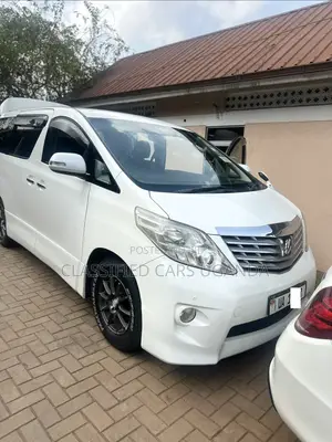Toyota Alphard 2.4 Petrol AWD 2011 White
