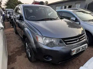 Mitsubishi Outlander 2004 Gray