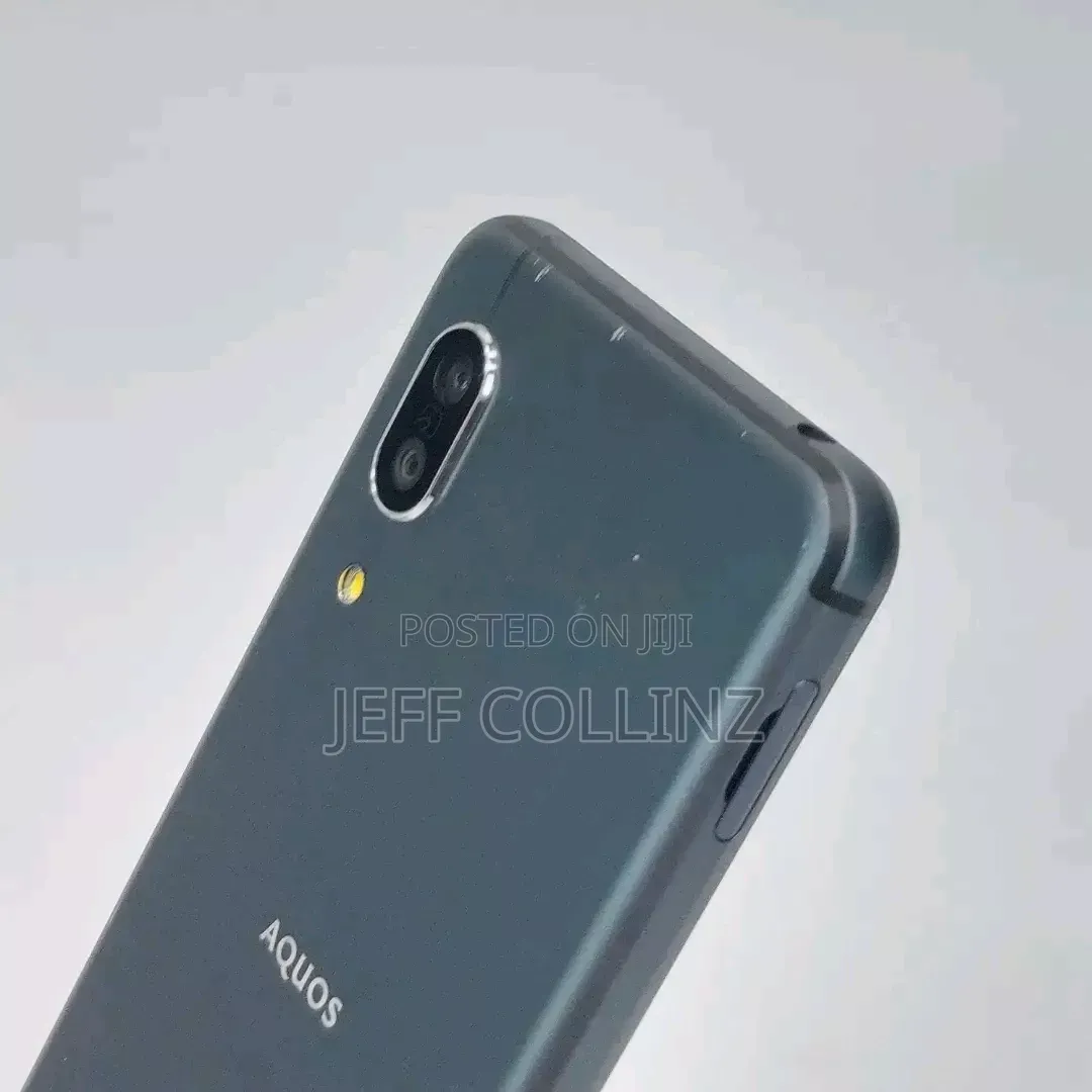 Sharp Aquos Sense 3 SHV45 64 GB Black