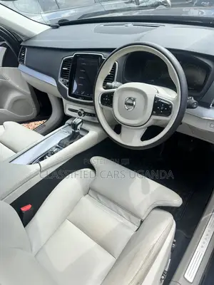 Volvo XC90 2018 Blue