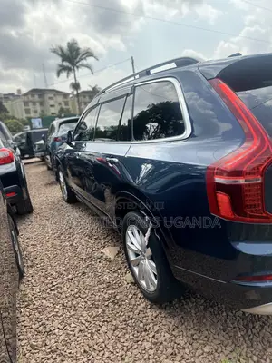 Volvo XC90 2018 Blue