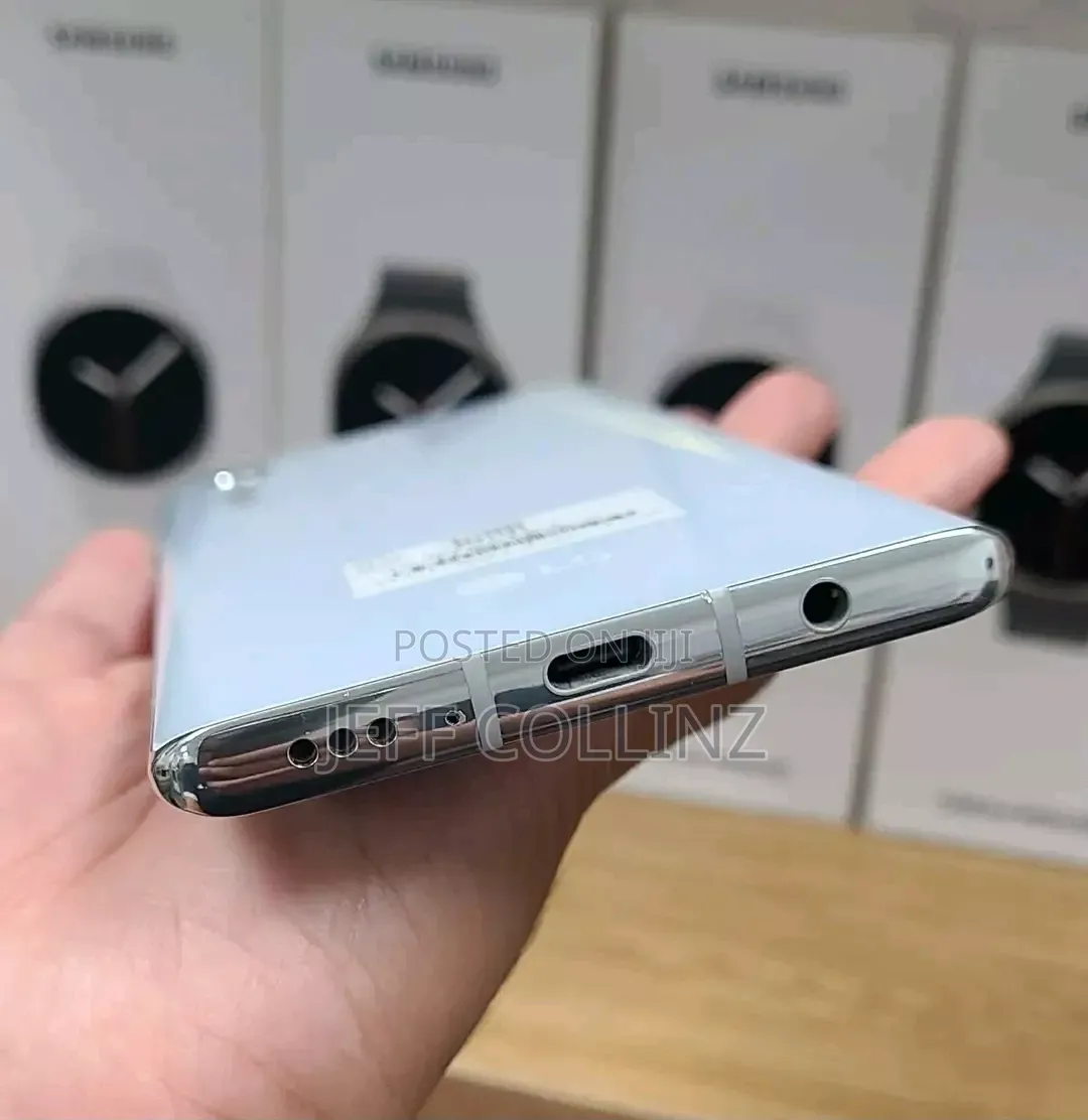 LG Velvet 5G 128 GB Silver