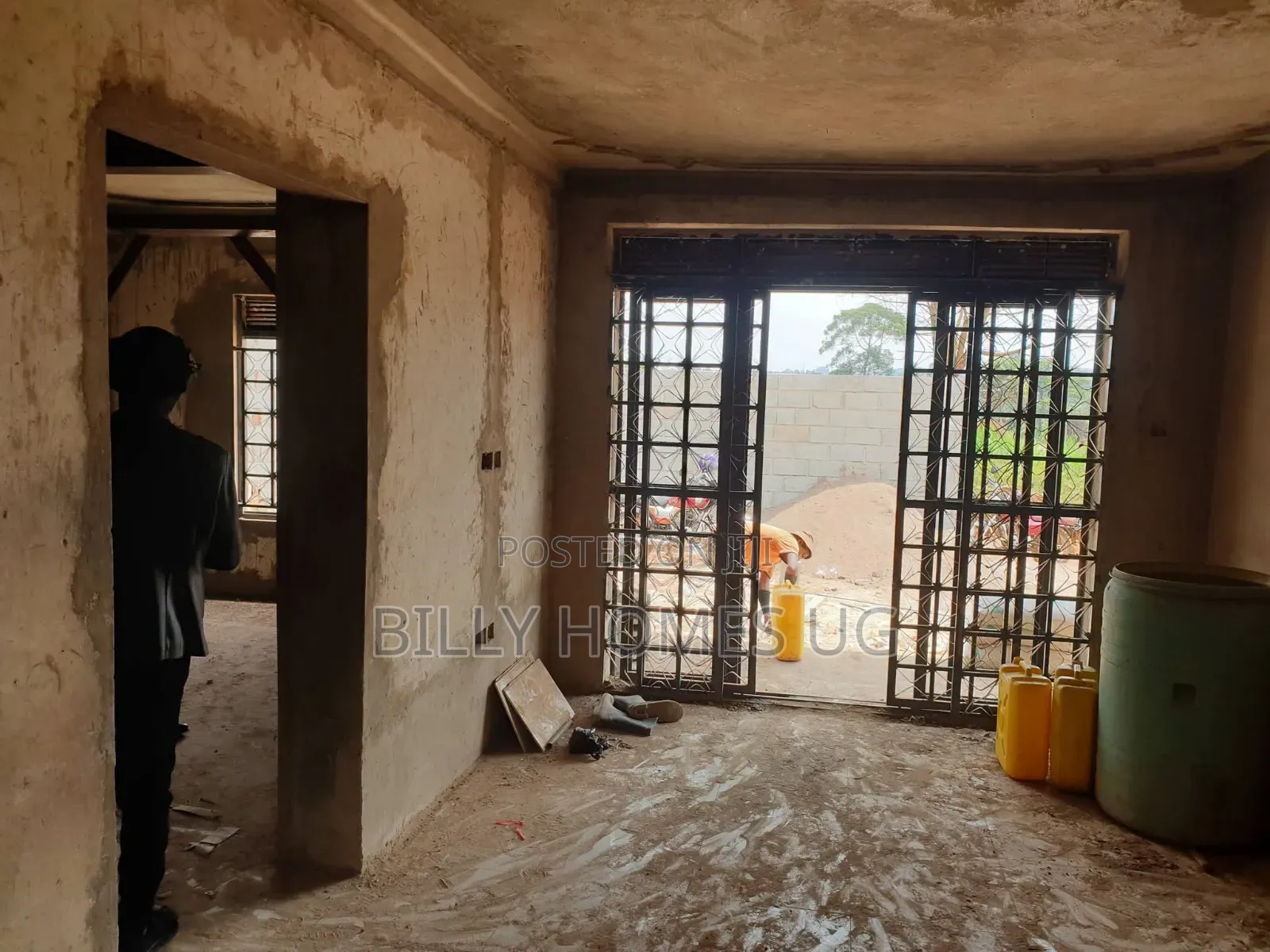 3bdrm House in Kira for sale