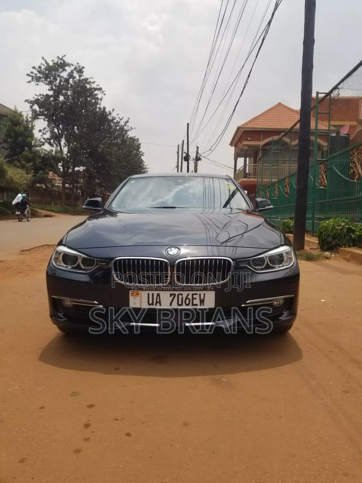 BMW 320i 2015 Black