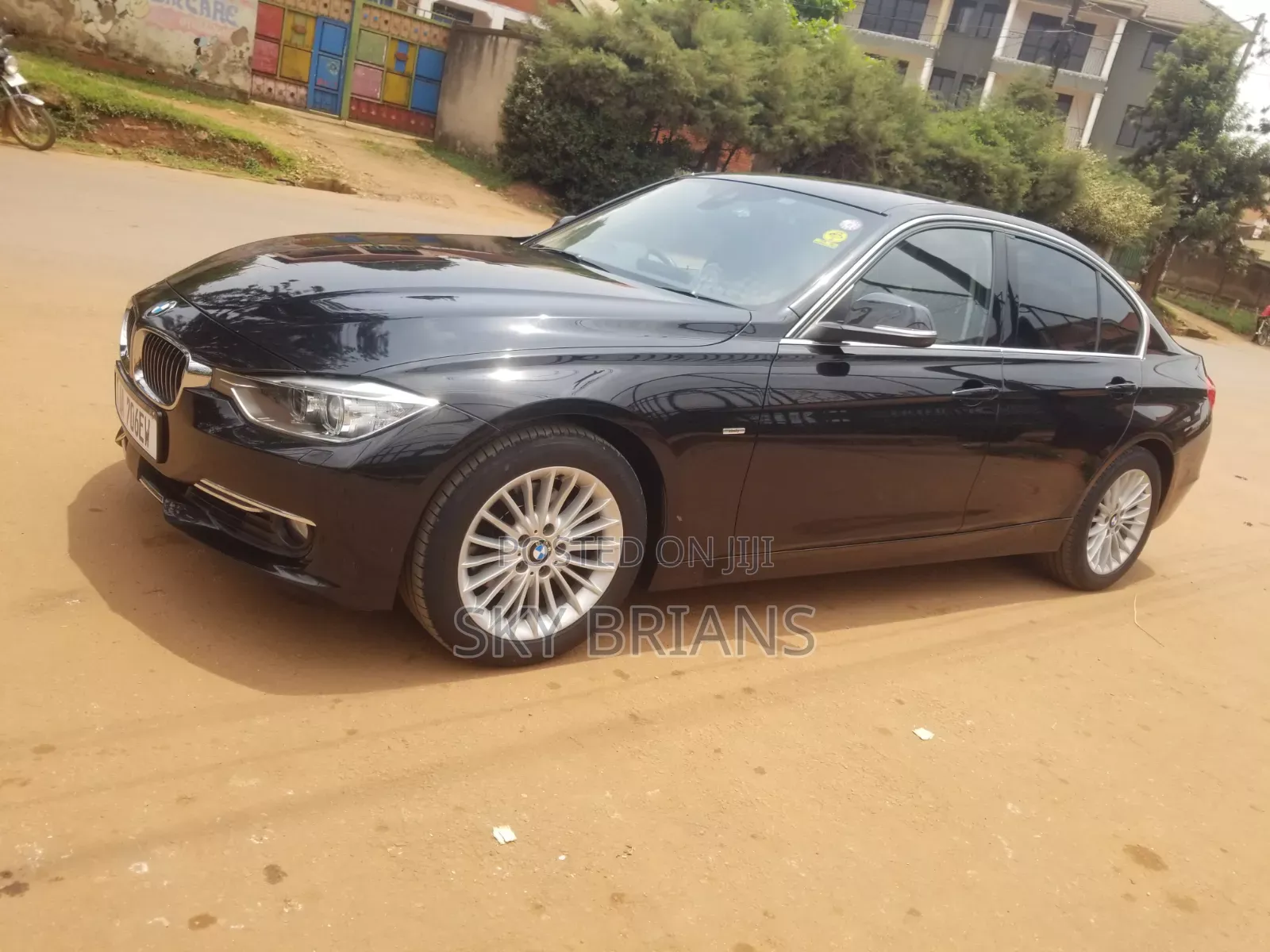 BMW 320i 2015 Black