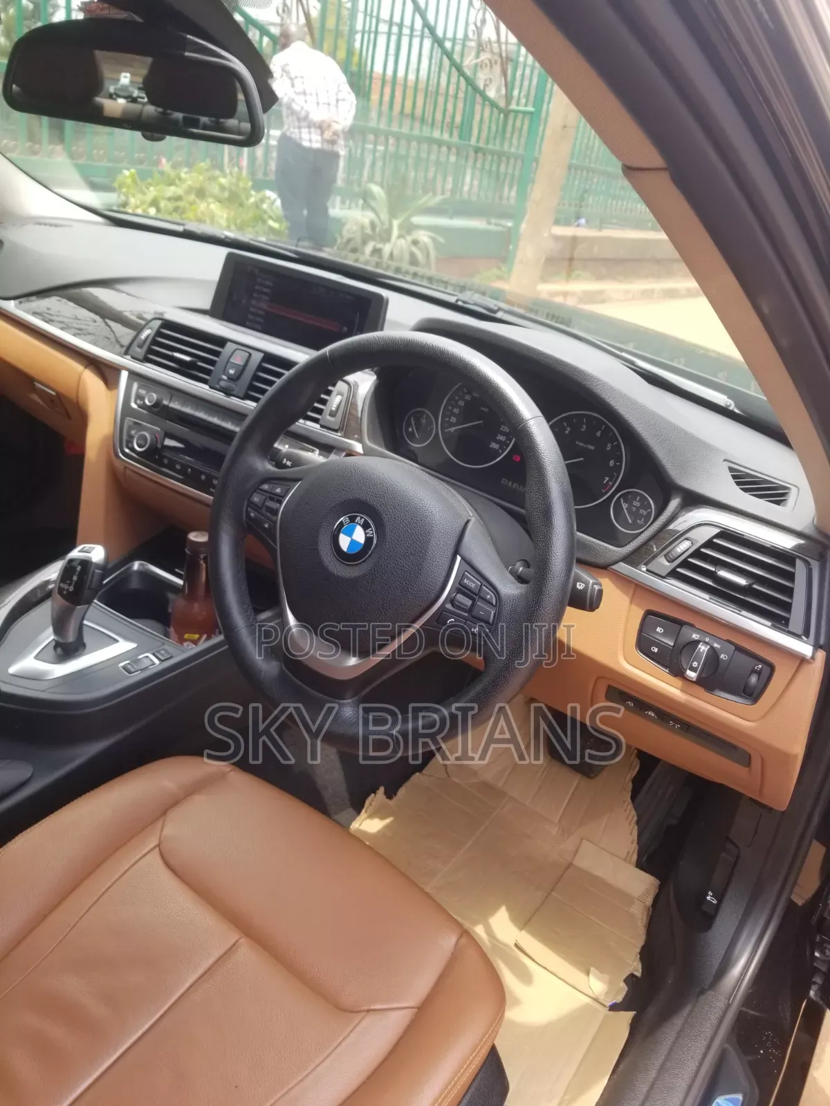 BMW 320i 2015 Black