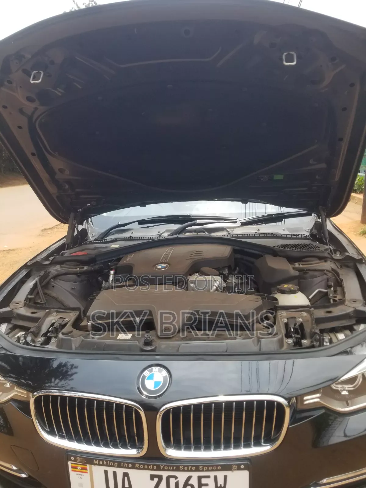 BMW 320i 2015 Black