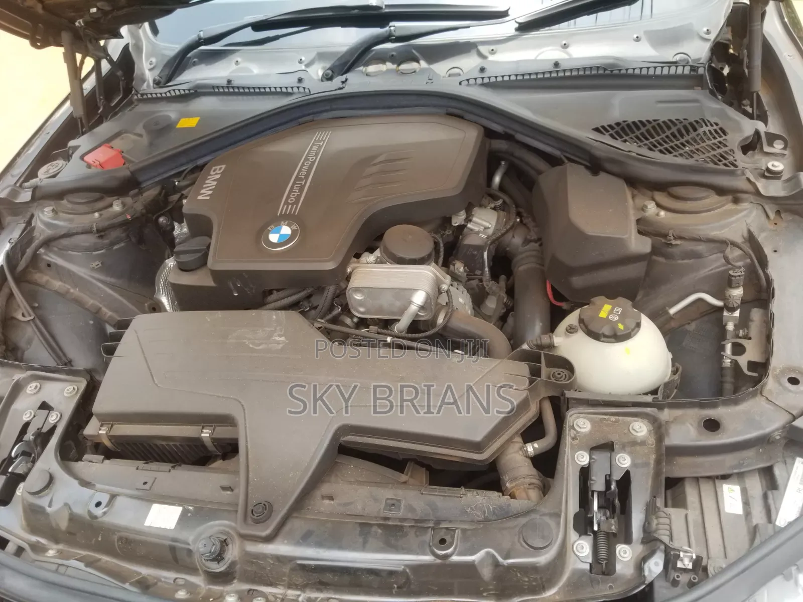 BMW 320i 2015 Black