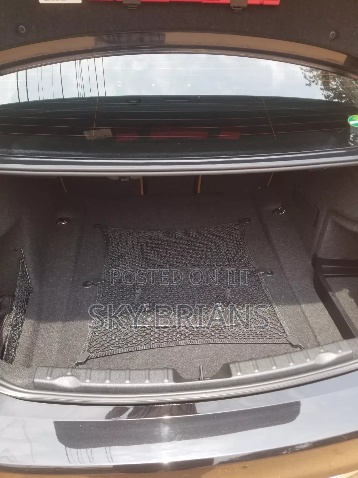 BMW 320i 2015 Black