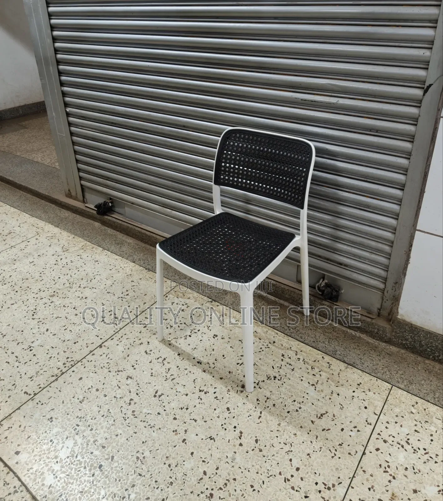White Frame Plastic Chairs Plastic Chairs