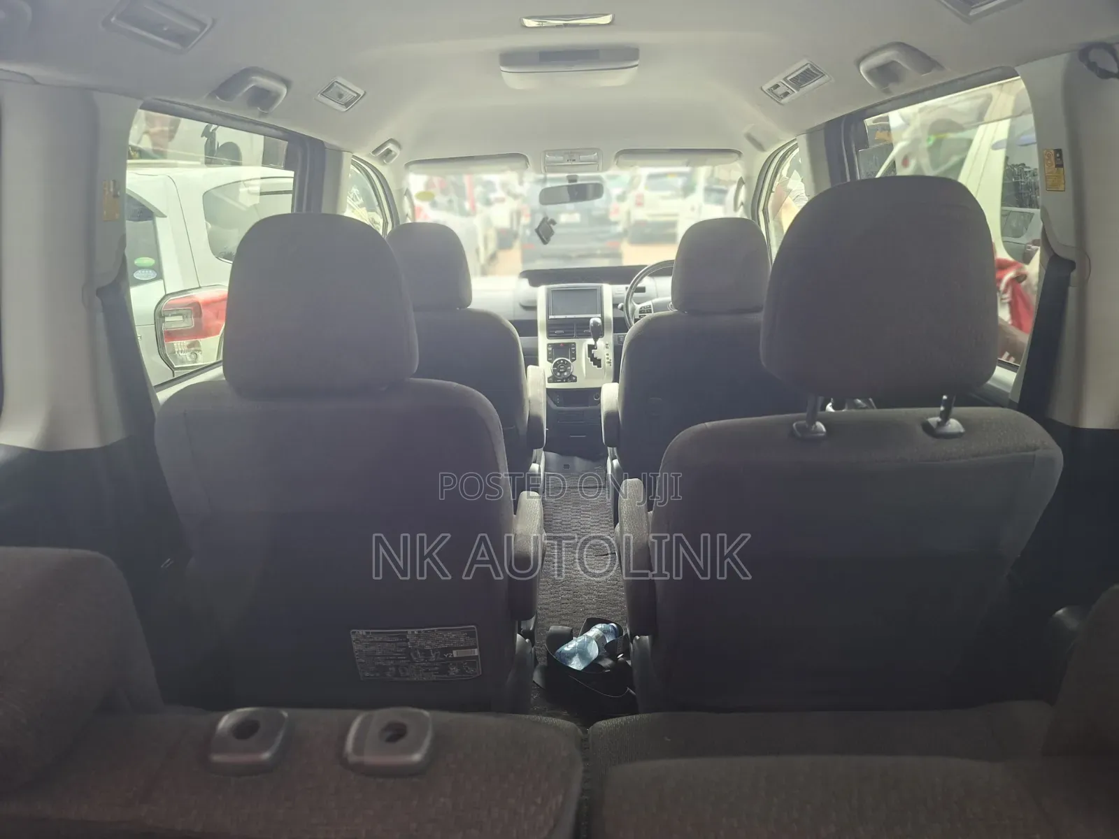Toyota Noah 2013 White