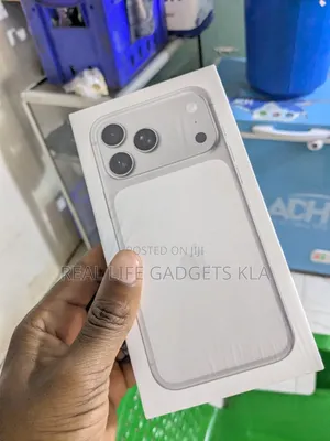 New Apple iPhone 17 Pro Max 256 GB White