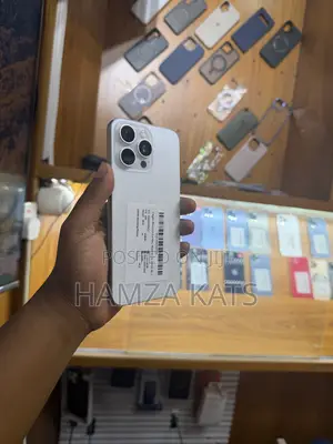 Apple iPhone 15 Pro Max 256 GB White