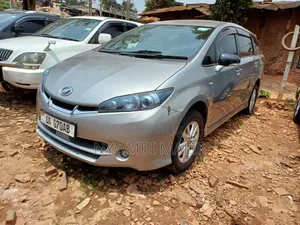 Toyota Wish 2012 Silver