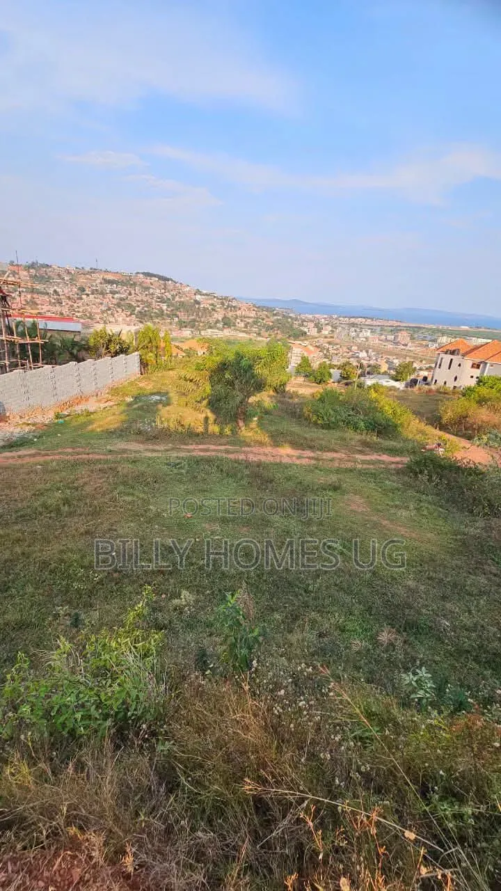 Hilltop Lake-View Plot for Sale Located in Mutung-Kigo
