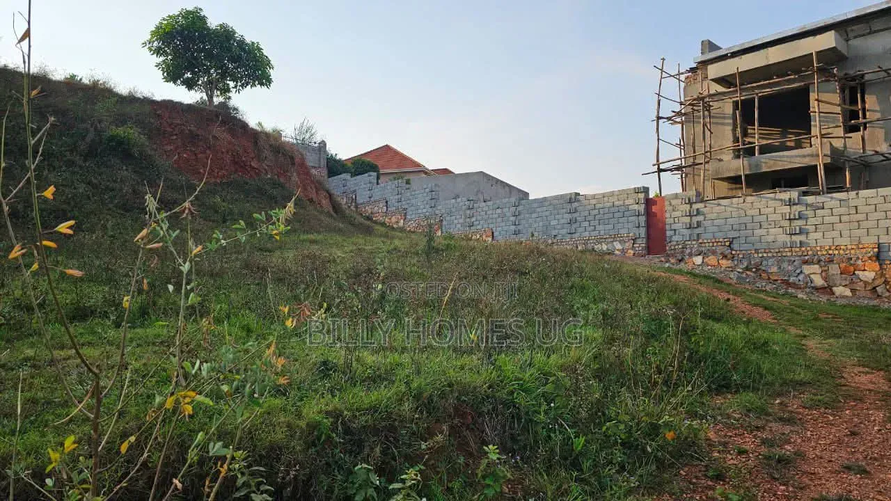 Hilltop Lake-View Plot for Sale Located in Mutung-Kigo