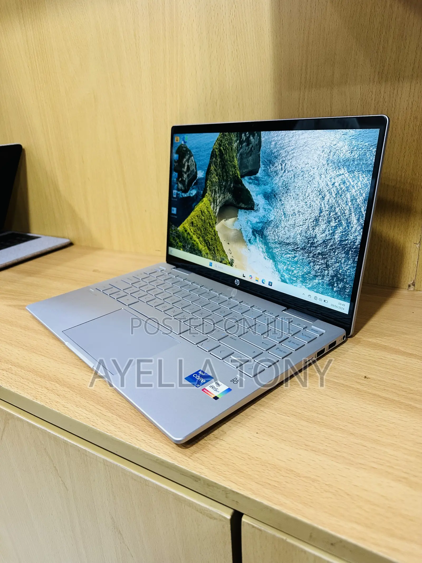 New Laptop HP Pavilion 14 8GB Intel Core i5 SSD 512GB